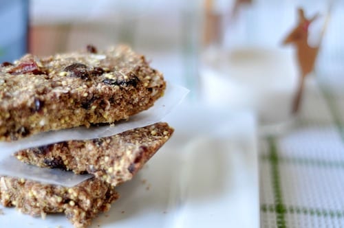 quinoa_crunch_snack_bars_edited